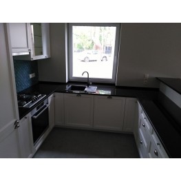 Kuchnia na wymiar – KD-017 Kuchnia na wymiar – KD-017